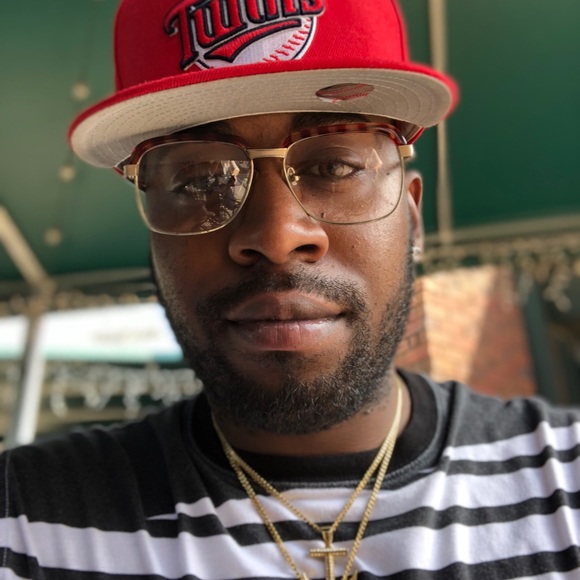 Meet your Posher, D - Picture 2 of 3